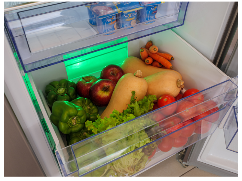 DFF547: Defy 555L Naturelight Side by Side Fridge Freezer